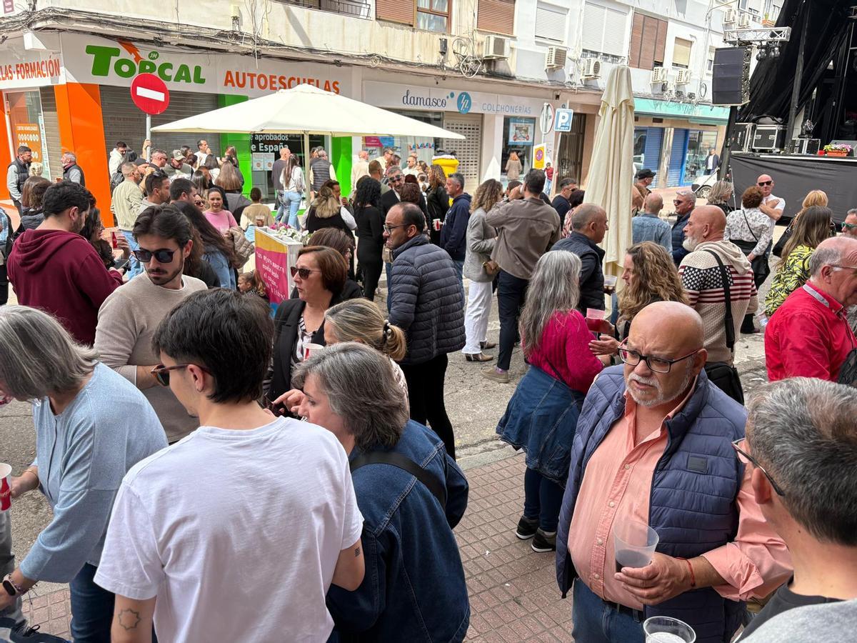 Asistentes en la pasada edición de Viñuela Shopping Hill.