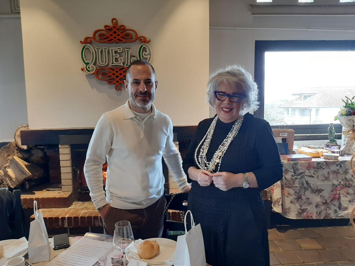 El alcalde de Siero, Ángel García, con Luisa Blanco