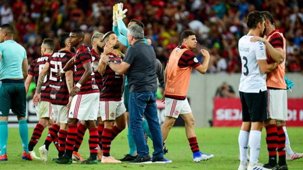 Flamengo logró su tercera victoria consecutiva en casa