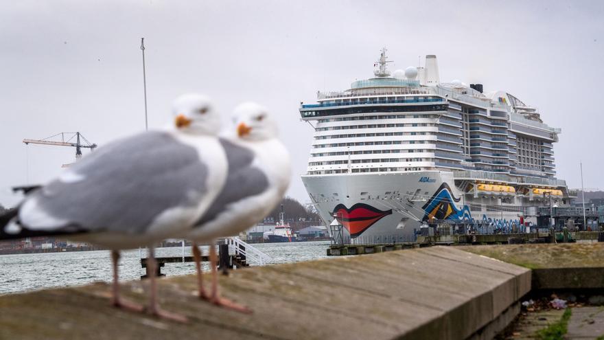 Kreuzfahrt mit Flüssigerdgas-Antrieb: Aida Cruises schickt neue &quot;Aidacosma&quot; auf Taufreise nach Mallorca