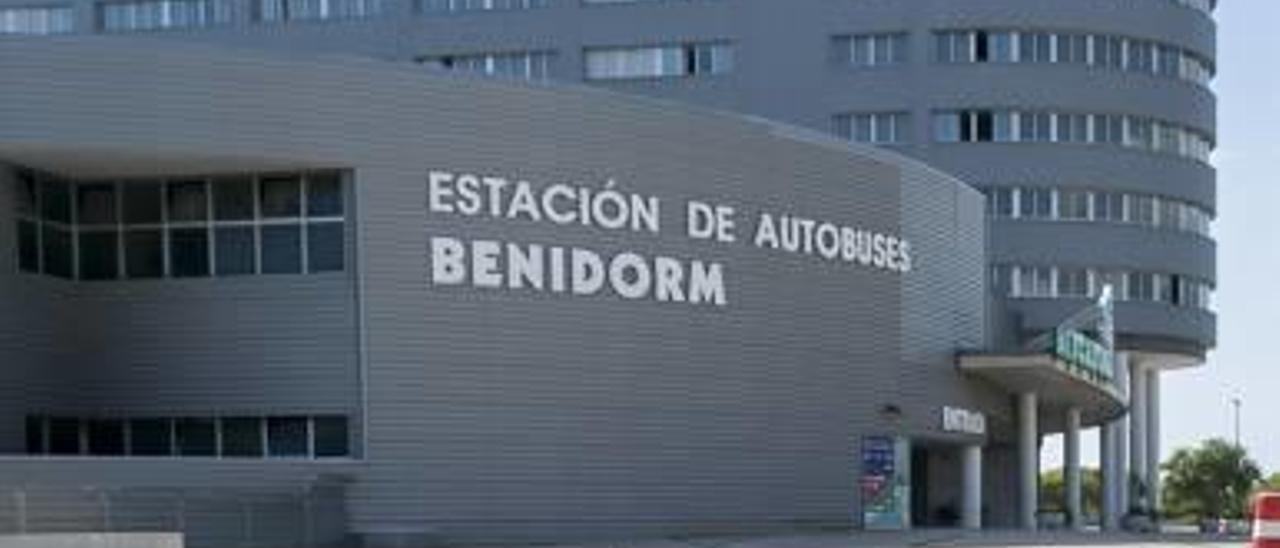 La estación de autobuses de Benidorm todavía está en manos de Ortiz.