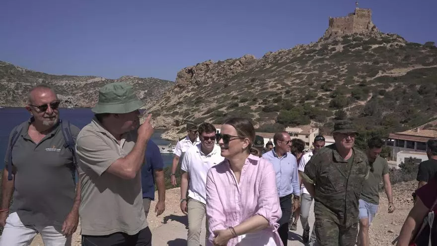 Primera visita de Marga Prohens como presidenta del Govern a Cabrera