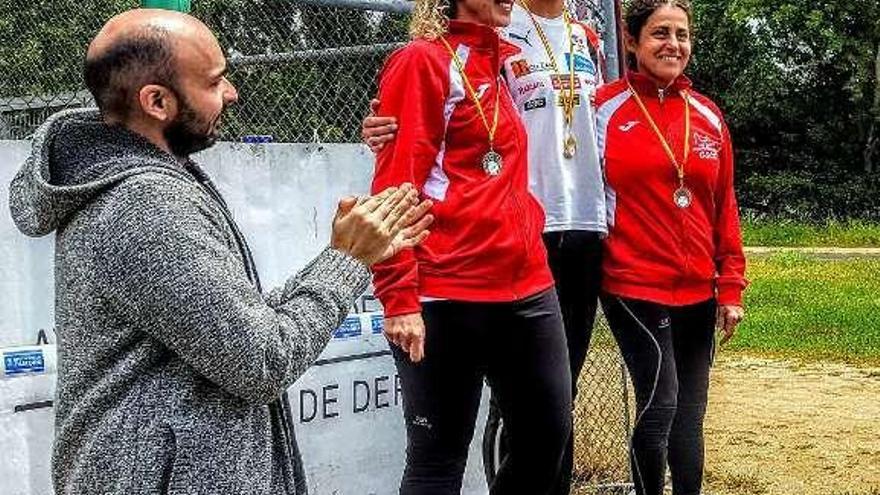 Eva Barrios y Alejandro Sánchez. campeones en el K1.