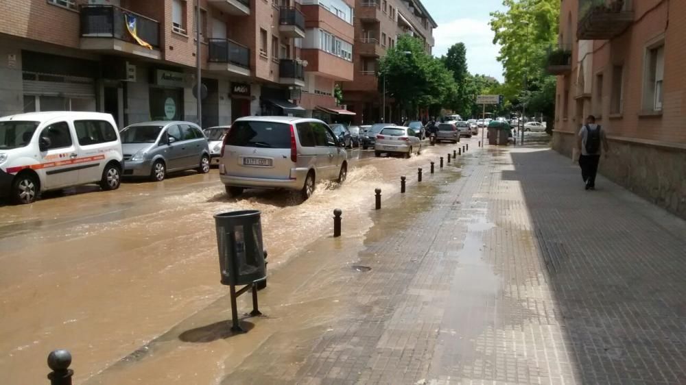 El Carrer migdia inundat