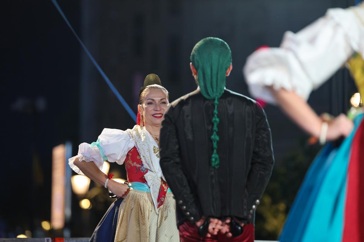 Bailes Tradicionales a pie de Ayuntamiento en las Fallas 2026