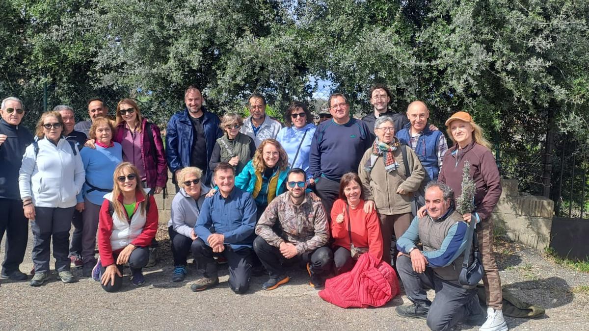 Participantes en la salida micológica a Aliste.