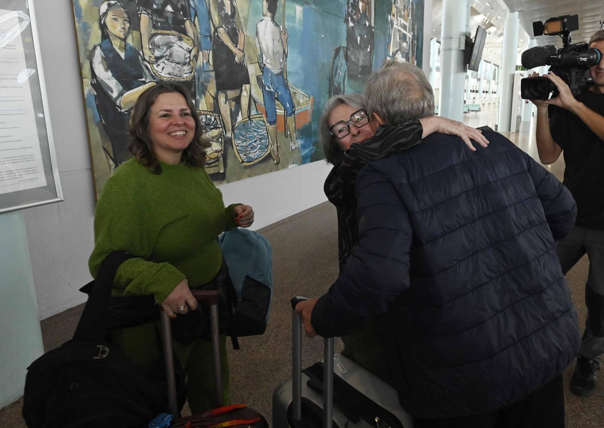 El centenario Gonzalo Nodal, entre los 200 emigrantes gallegos que vuelven a la tierra que les vio nacer