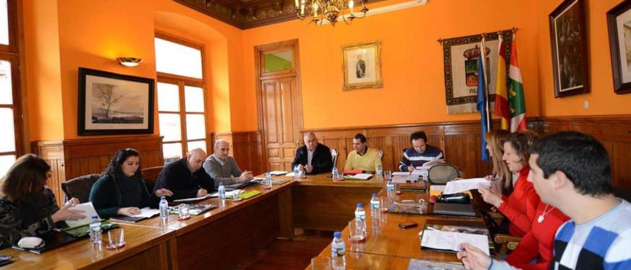 Una reunión del grupo de desarrollo rural Montaña Central.