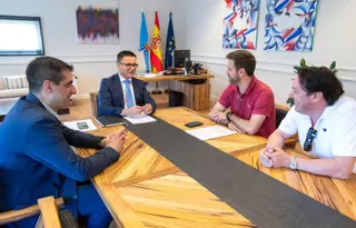 Reformar la plaza de Cambados en lugar de hacer una nueva gana enteros