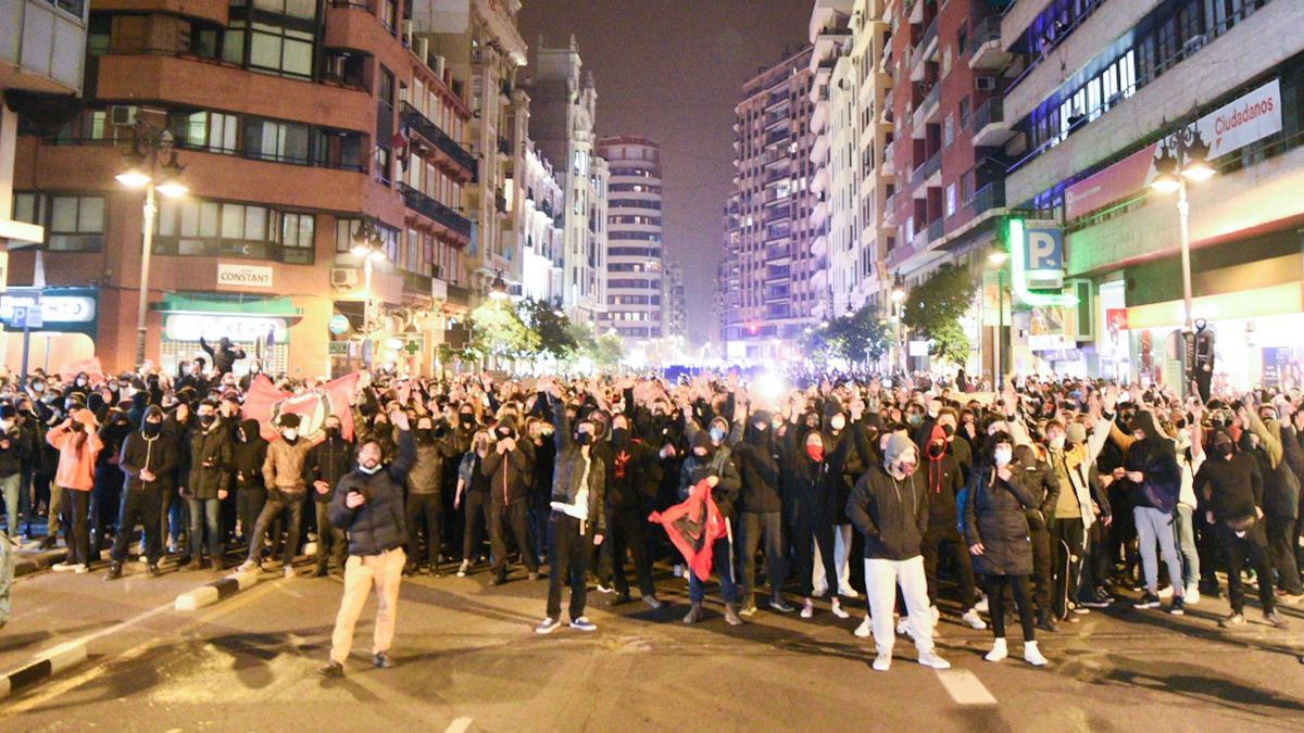 Cargas policiales en la segunda protesta por la detención de Pablo Hasél