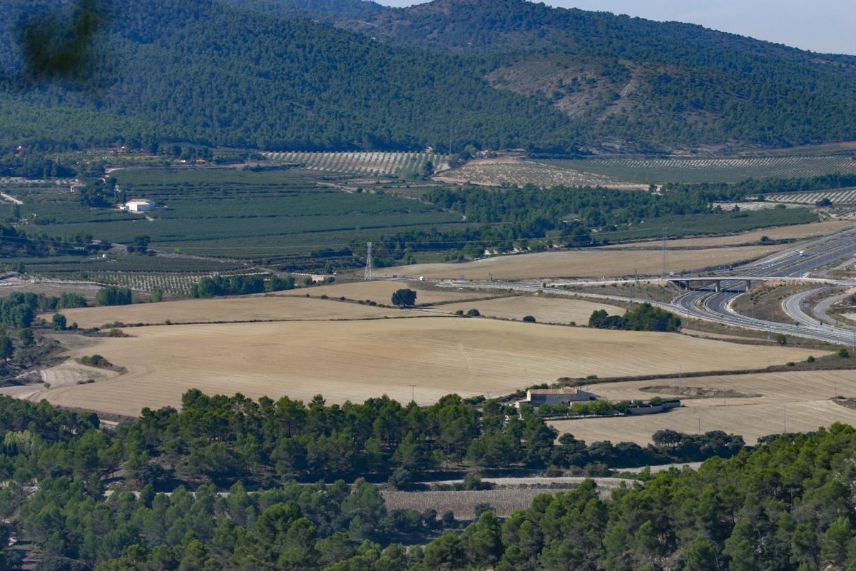 Zona de Alcoy Sur, enclave para el desarrollo industrial o la protección ambiental.