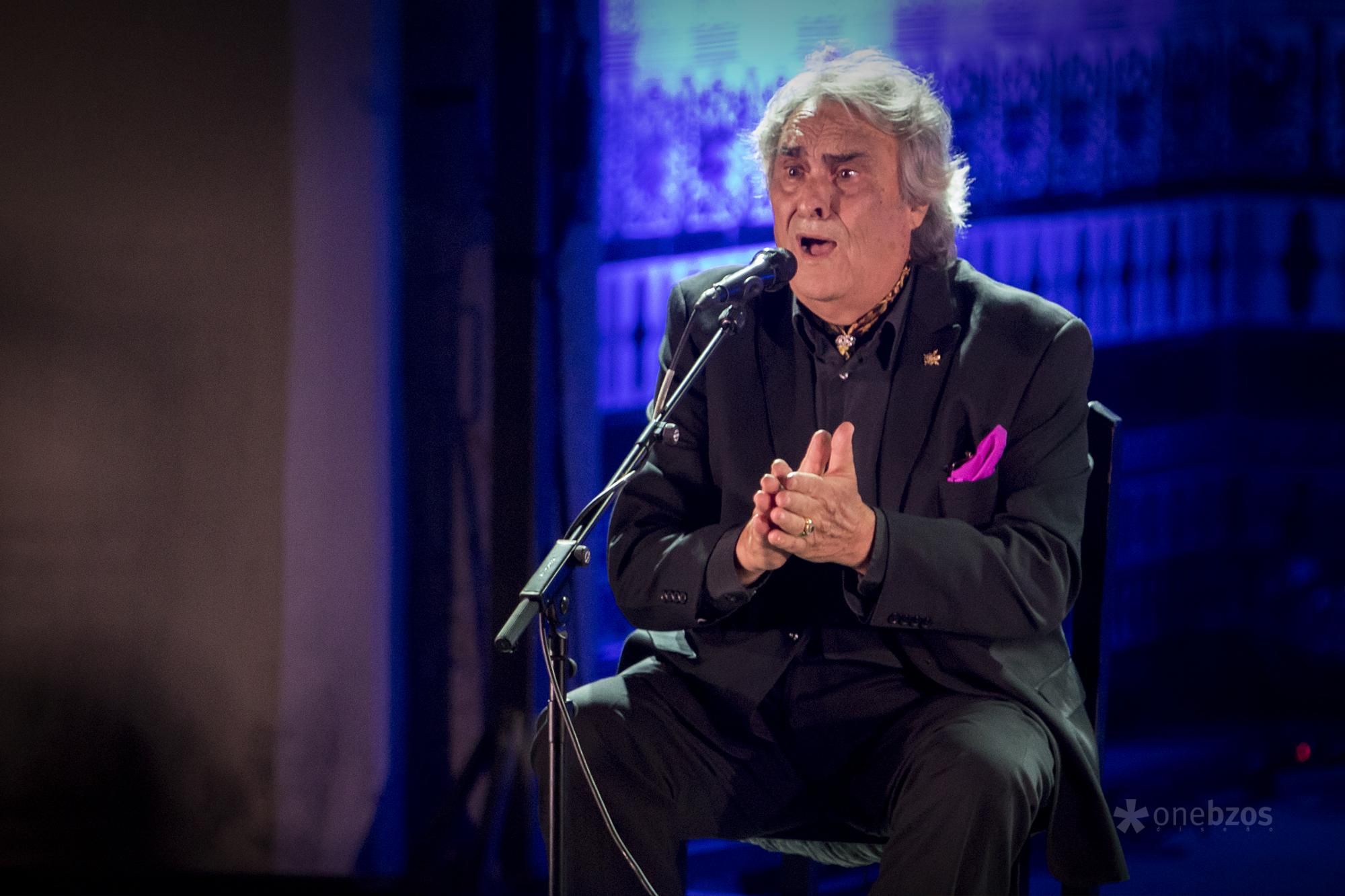 Fotogalería | José de la Tomasa celebra &#039;50 años con el cante&#039; en la Bienal