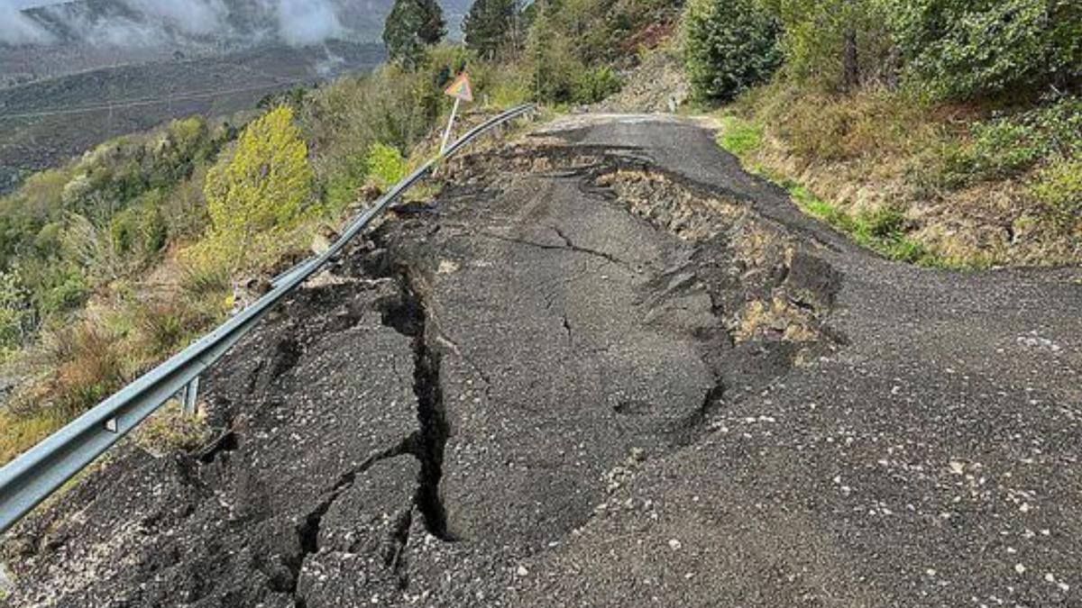 La carretera de San Vicente.   | // FDV