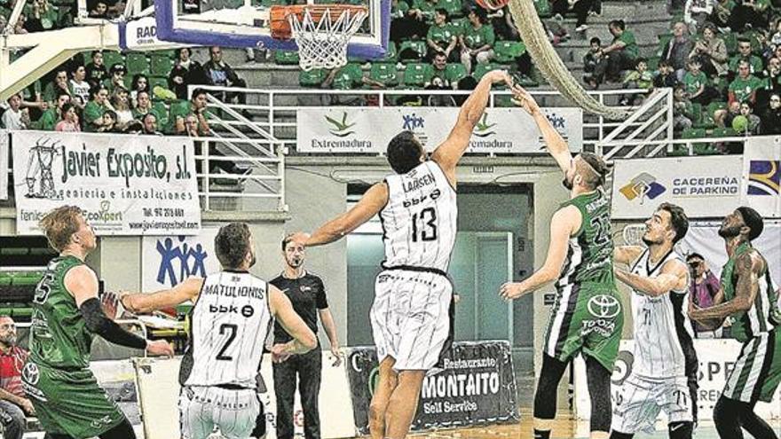 La LEB Oro mantendrá los tres descensos para la próxima temporada