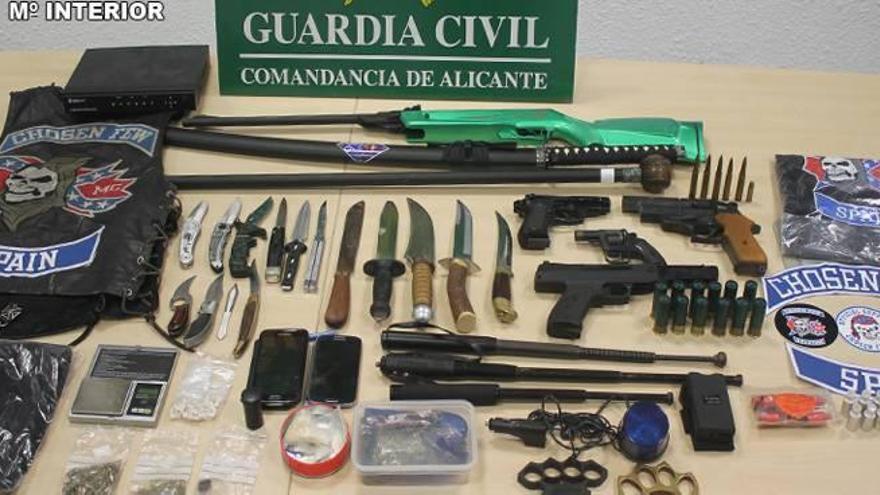 Detenidos el presidente y un miembro de un club motero en Calp por tráfico de drogas