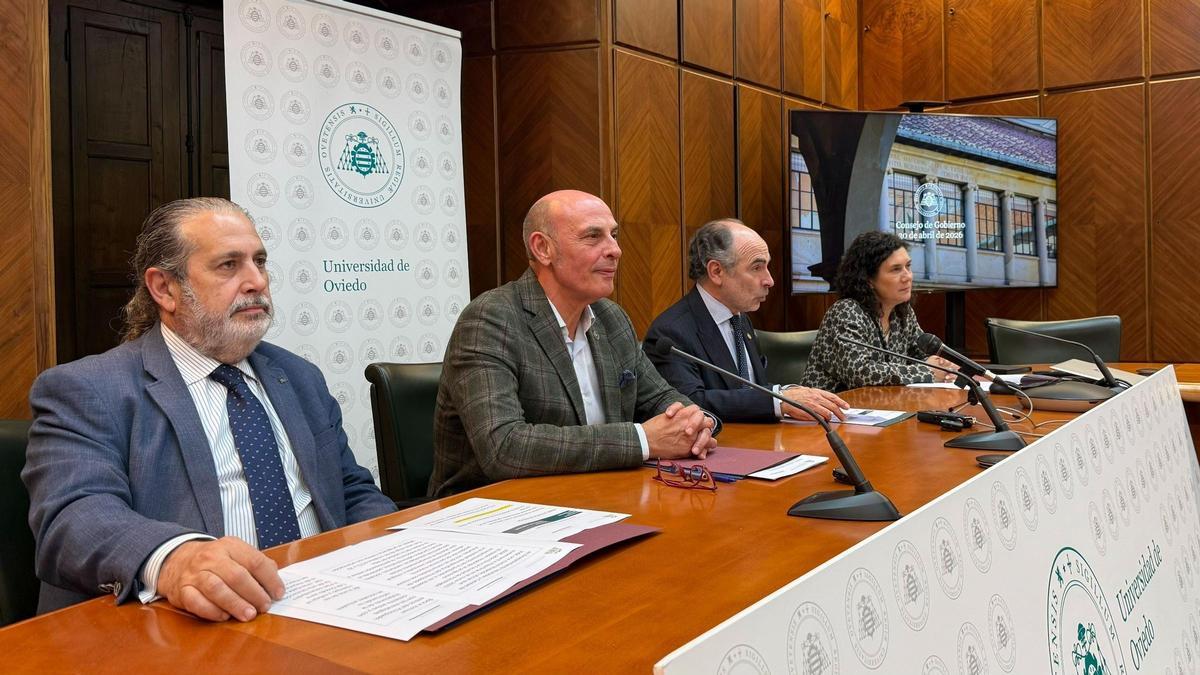Por la izquierda, Juan Manuel Marchante, Pedro Alonso, Ignacio Villaverde e Irene Díaz.