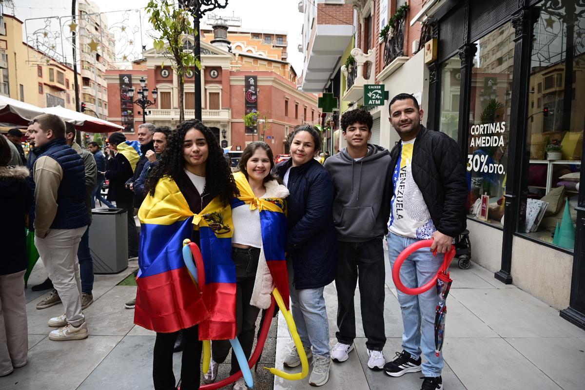 Concentración de venezolanos en Castellón