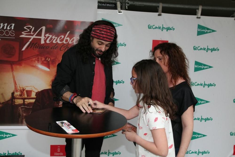 Firma de discos de El Arrebato en El Corte Inglés de Murcia