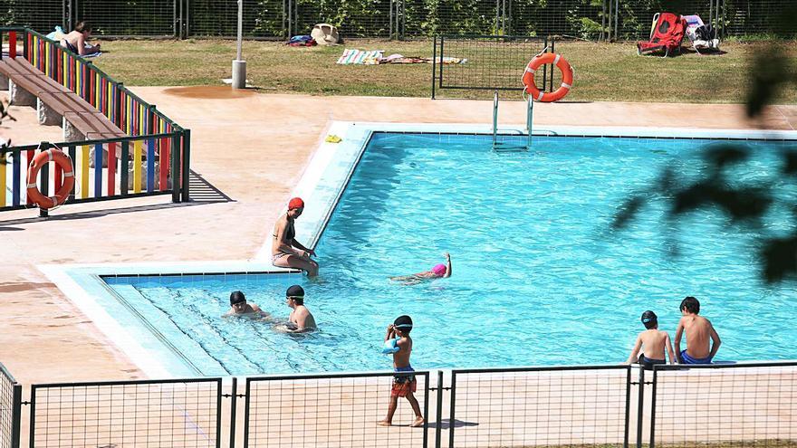 Bañadores en Lalín y en A Carixa