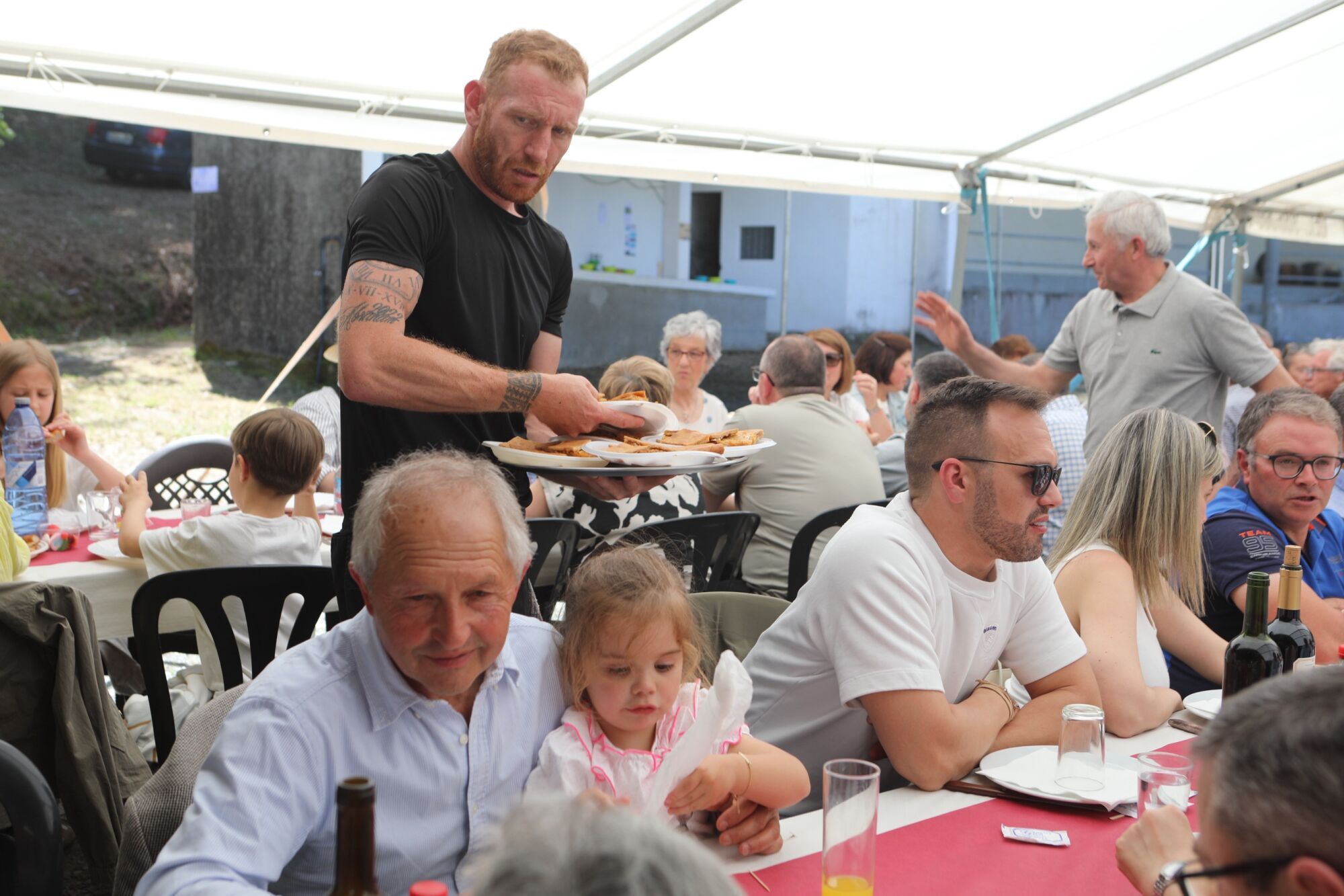 La XIII Romaría Enxebre Gastronómica de San Marcos reúne a casi 400 vecinos y visitantes