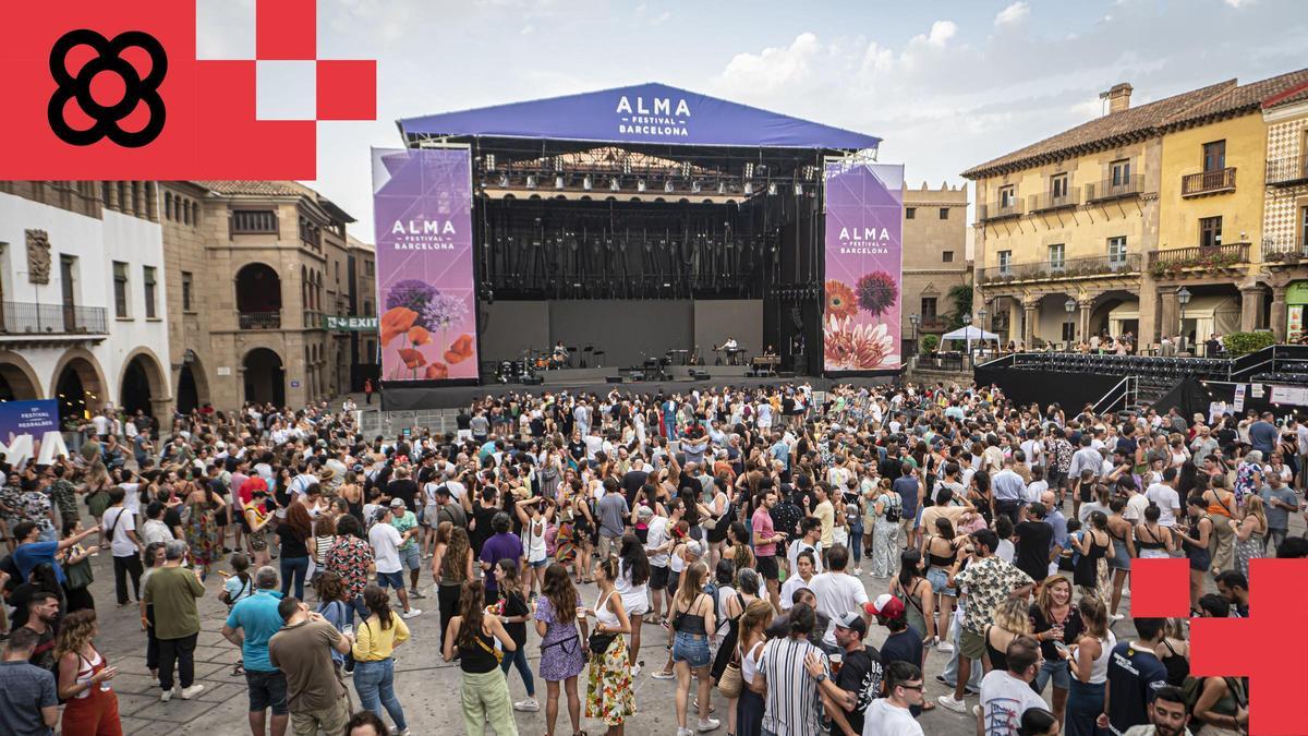 El escenario de Alma Festival, en el Poble Espanyol, antes de empezar un concierto.