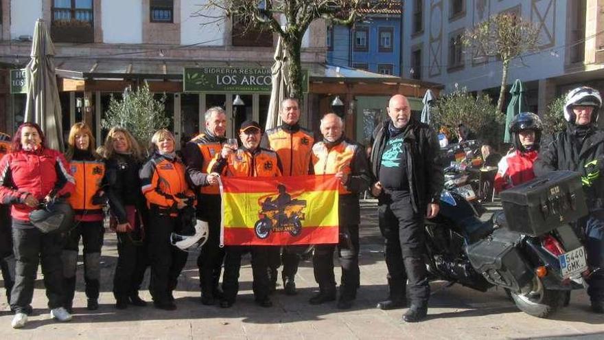 De León a Covadonga a bendecir una moto de &quot;Los Froilanes&quot;