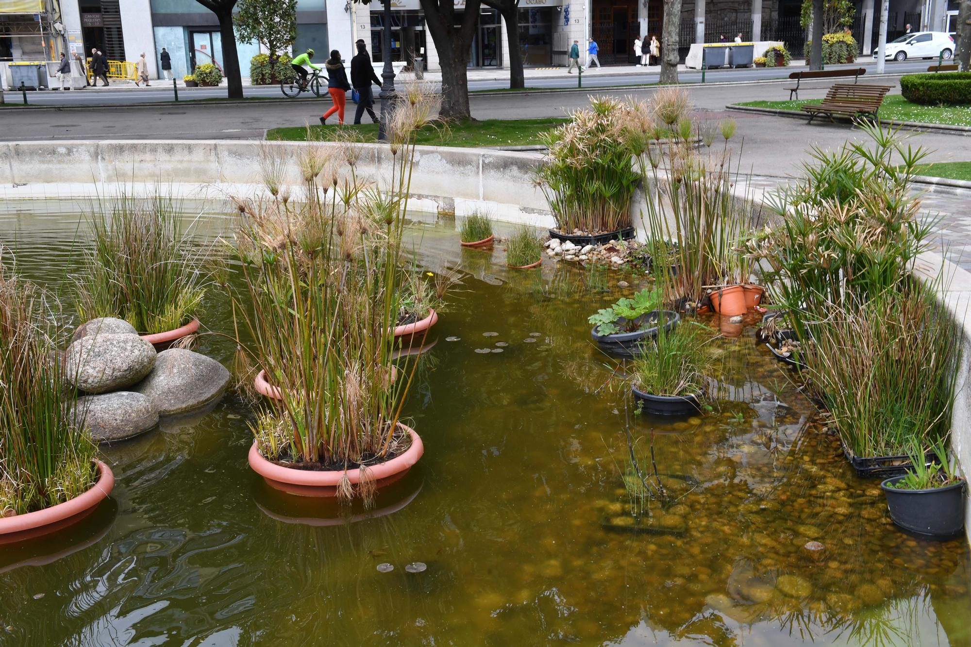 Quejas en Eirís por el estado del parque y la fuente en los jardines