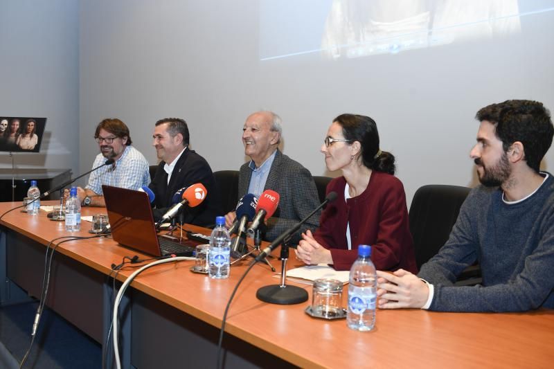 GENTE Y CULTURA  03-12-2018 LAS PALMAS DE GRAN CANARIA. Reconstrucción de una aborigen del siglo VI. La conservadora del Museo Canario, Teresa Delgado, y el director de la empresa de arqueología Tibicena, muestran la reconstrucción del rostro de una aborigen del siglo VI ..  FOTOS: JUAN CASTRO  | 03/12/2018 | Fotógrafo: Juan Carlos Castro