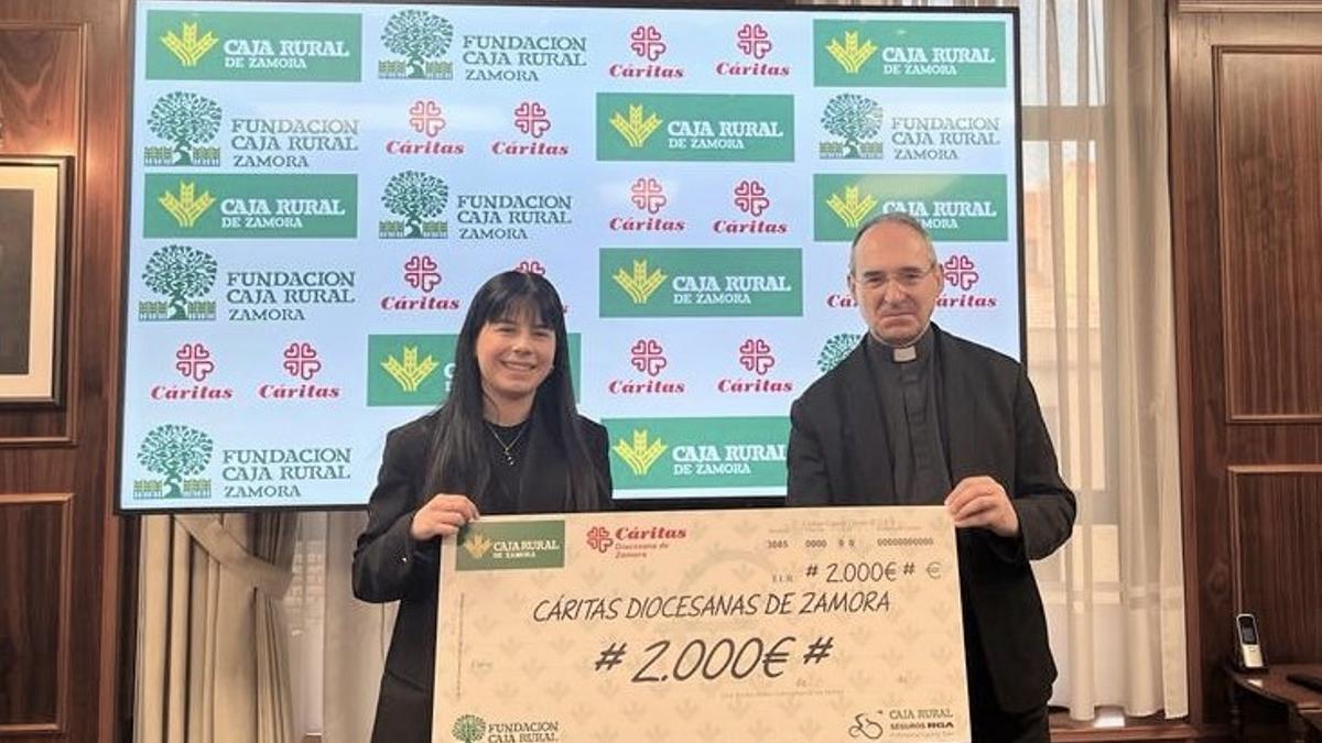 Caja Rural de Zamora dona 2.000 euros al centro de acogida Casa Betania.