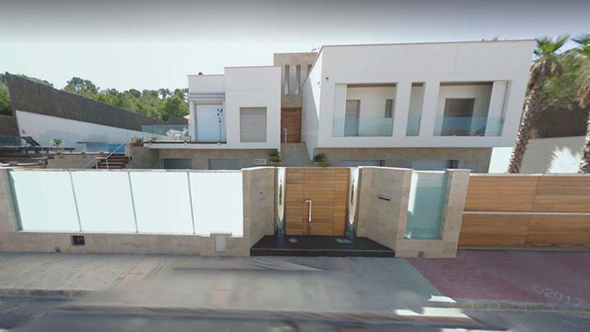 Piso con garaje y piscina en Murcia
