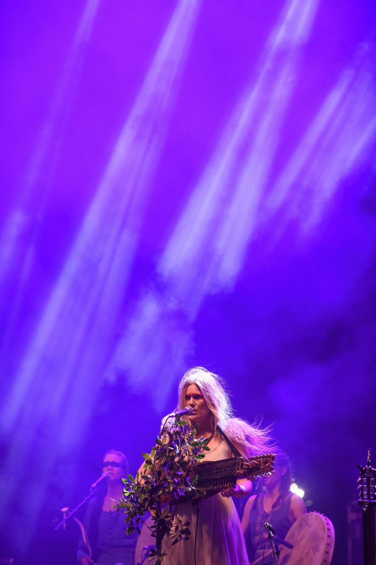 Las imágenes de Rock Imperium: ambiente, recogida de pulseras y primeras actuaciones Las imágenes de Rock Imperium: ambiente, recogida de pulseras y primeras actuaciones