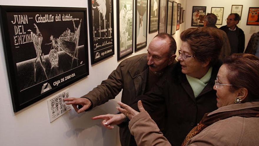 «Juan del Enzina» recorre sus 50 años sobre el escenario en una exposición