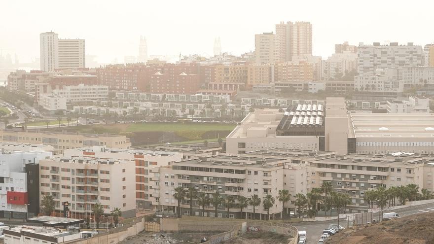 Canarias se adentra en verano en pleno abril con temperaturas de hasta 38 grados