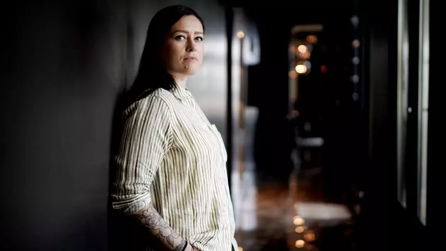 Callie Hart: "Me niego a escribir sobre mujeres débiles que no pueden tomar las riendas de su destino"