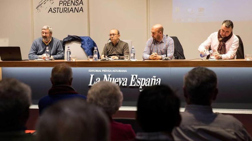 De izquierda a derecha, Carlos Nores, Orencio Hernández, Andrés Álvarez y Óscar Llamas.