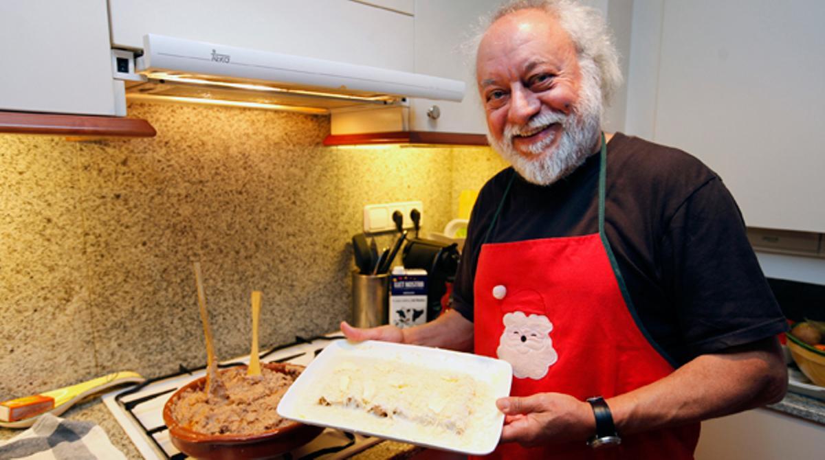 Quimet Carreras nos cocina unos canelones de rustido de carne.