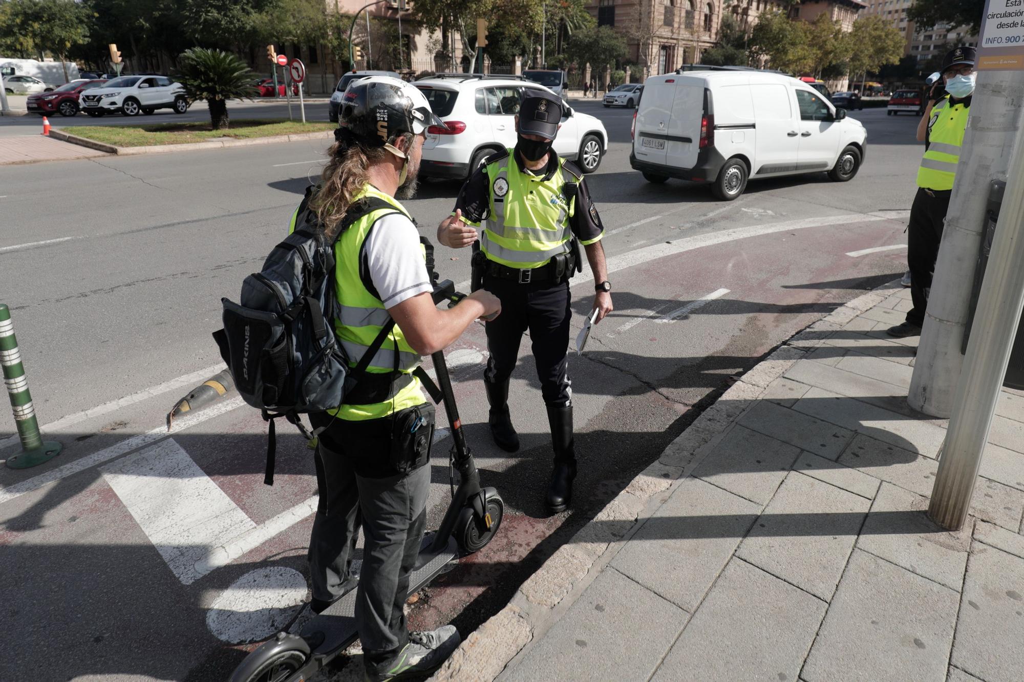 Control de alcoholemia a patinetes en Palma: Siete multas en una hora y media