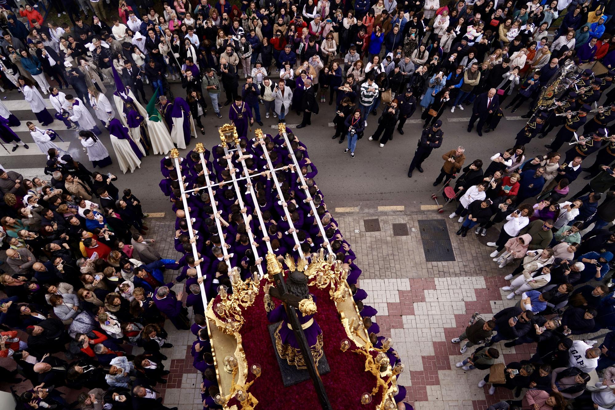 Salida procesional de la Cofradía de Nueva Esperanza, en el Martes Santo de 2024.