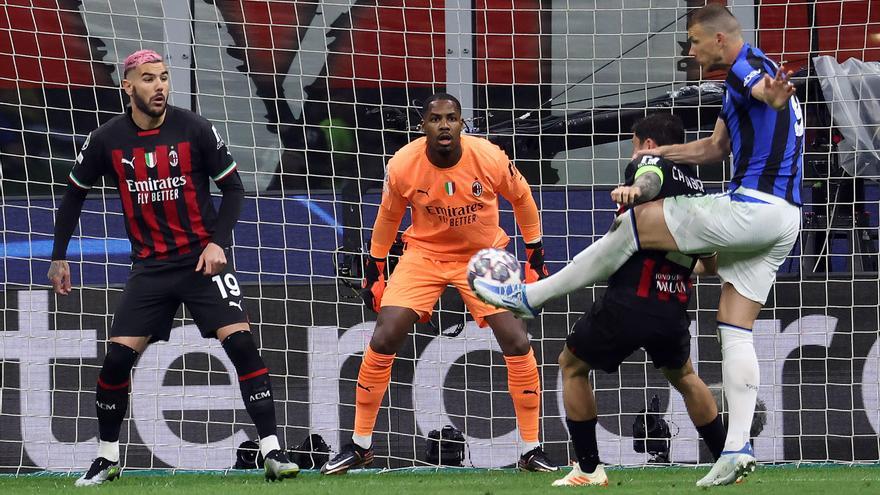 El Inter desnuda al Milan por la vía rápida y acaricia la final