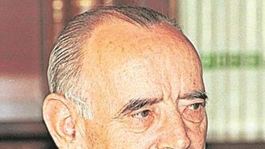 Muere Jesús Cardenal,     exfiscal general del Estado