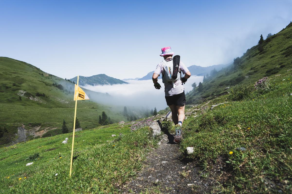 Un corredor en la Val d’Aran by UTMB, una de las carreras más destacadas del calendario de trail running que suele congregar a numerosos atletas de élite