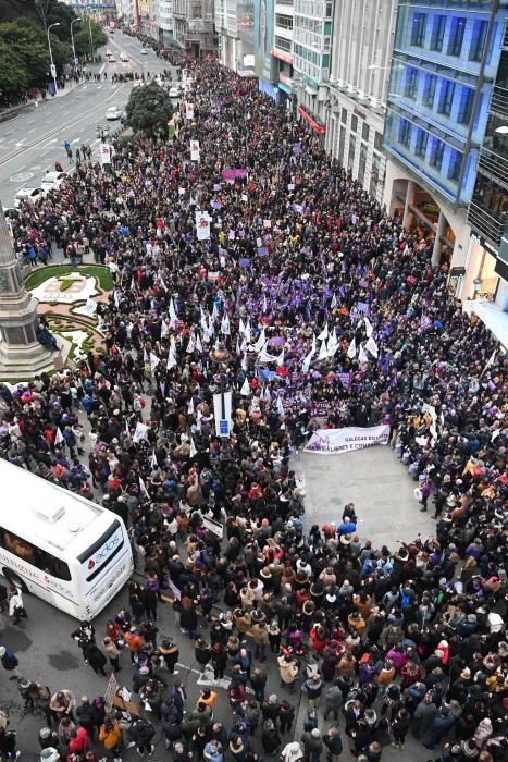 Unas 40.000 personas secundan la marcha feminista