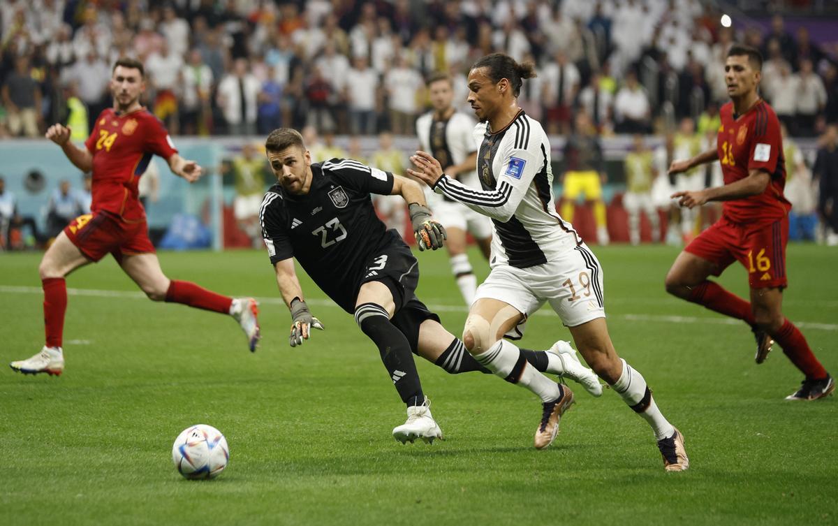 Japón sorprende a España en jornada inaugural del futbol