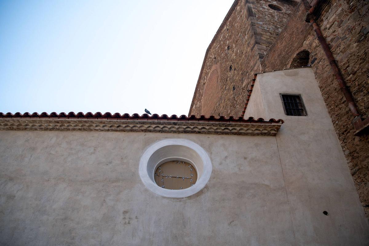 Estado de la Capella dels Segadors, anexa a la Parroquia de Sant Andreu de Palomar, este agosto tras su rehabilitación exterior