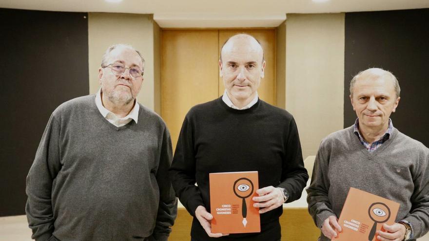 Los cinco cronistas oficiales de Gijón &quot;se reúnen&quot; en la biblioteca Jovellanos: &quot;Hicieron una labor inmensa&quot;