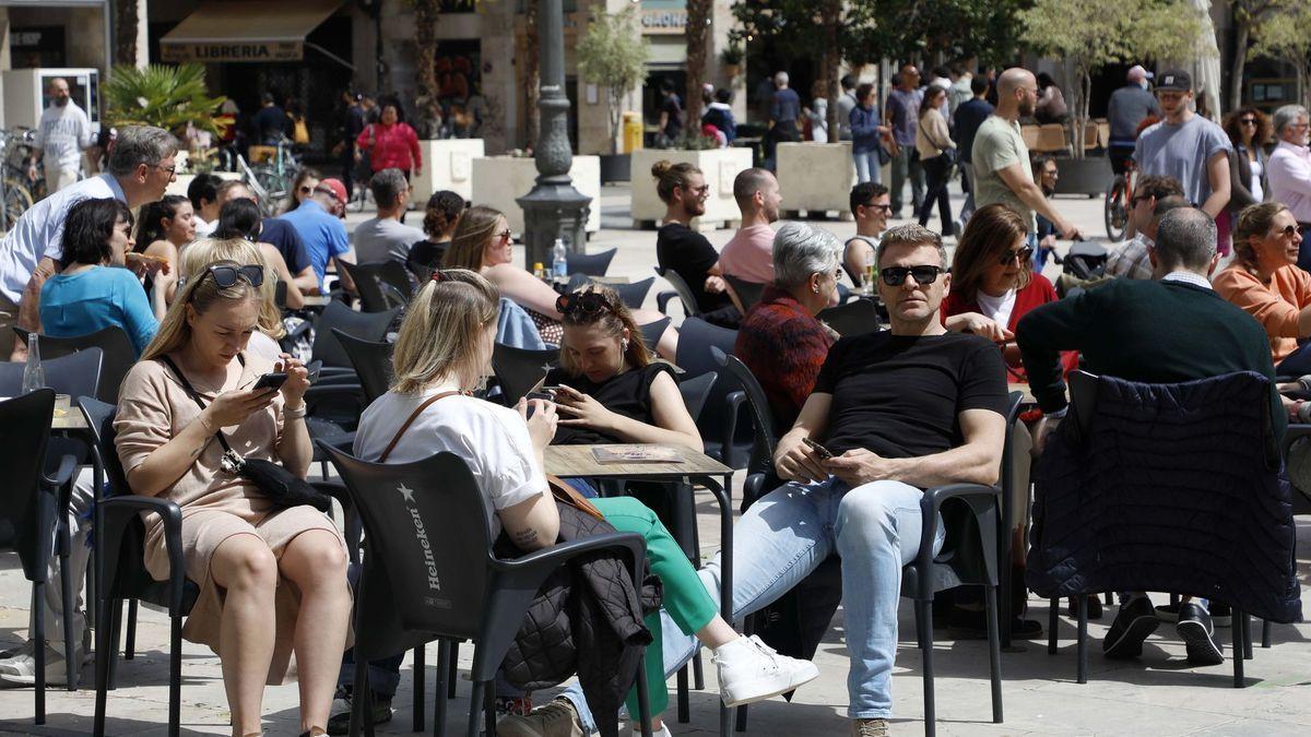 El tiempo en València: Jornada soleada con temperaturas que superarán los 30º