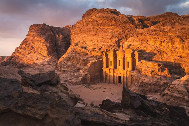 Atardecer en el monasterio de Ad Deir Petra