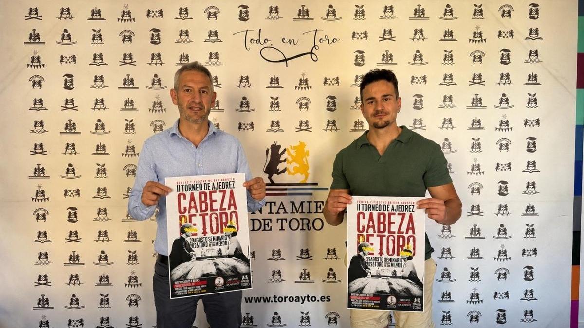 Imagen de la presentación del II Torneo "Cabeza de Toro" de ajedrez.