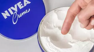 Una cucharada de Nivea y limón: el truco que ya pone en marcha media España