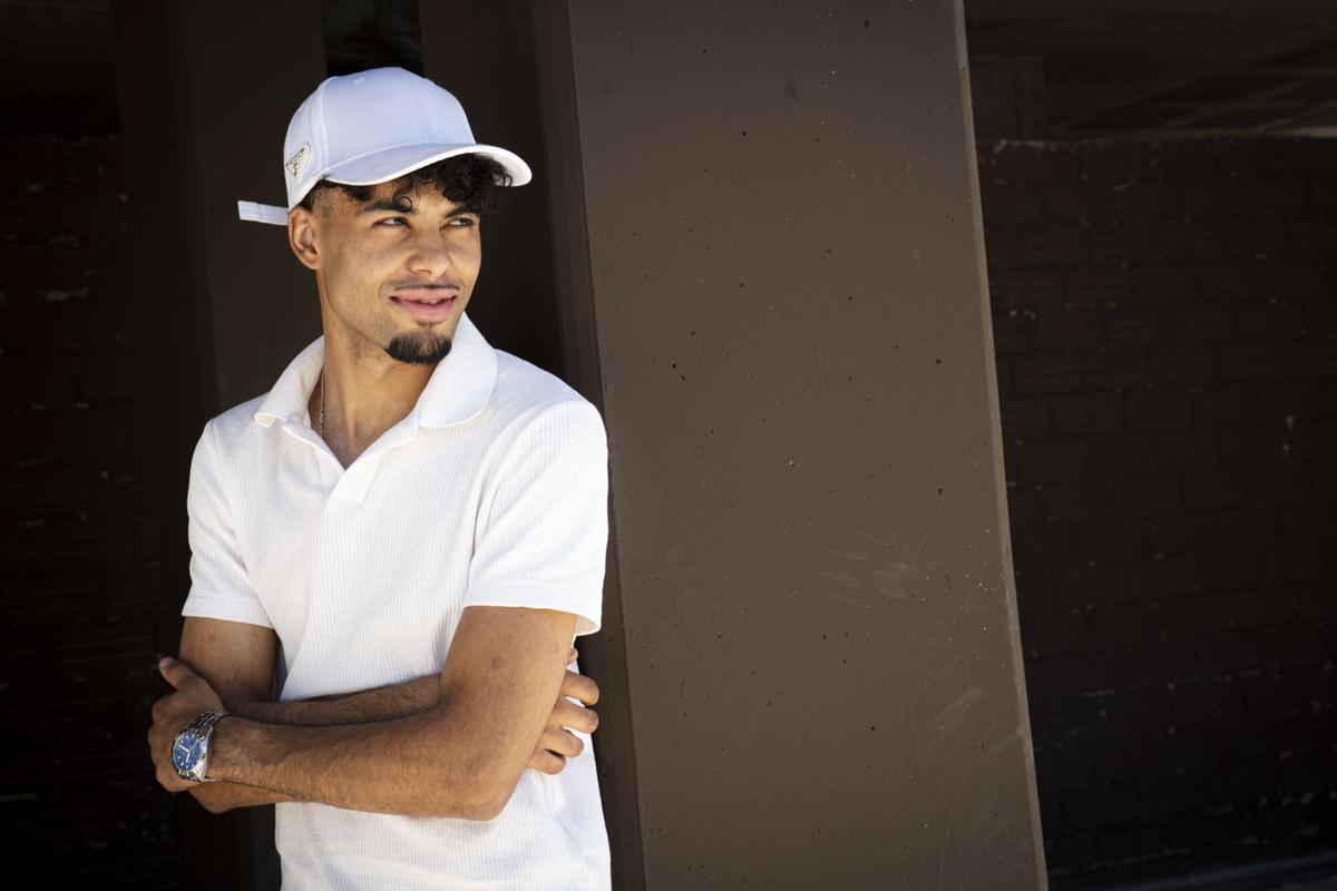 Naim Smaili, el jove d'Avinyó que triomfa a TikTok